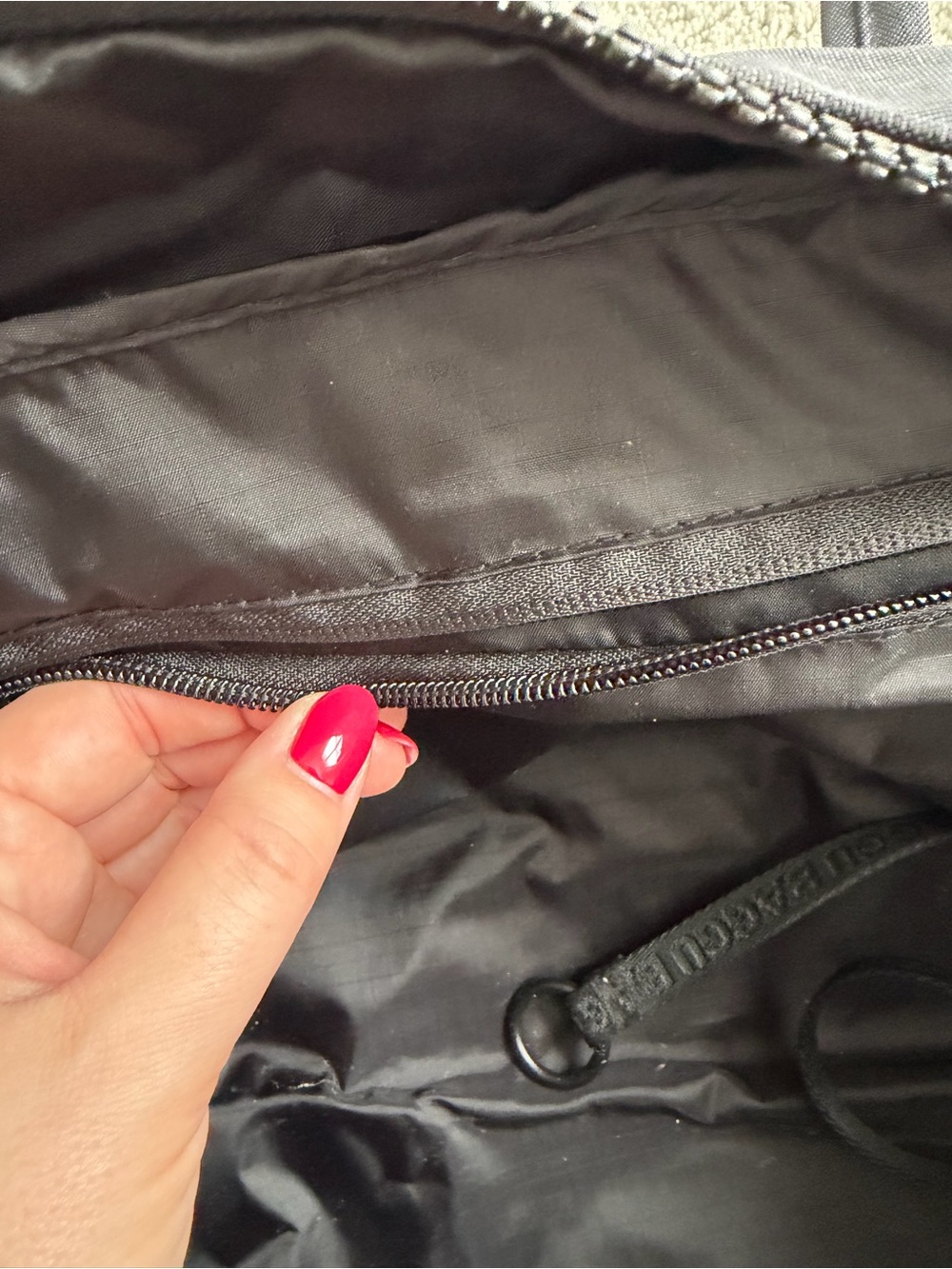 BAGGU Medium Nylon Bowler Bag - Picture 9 of 12